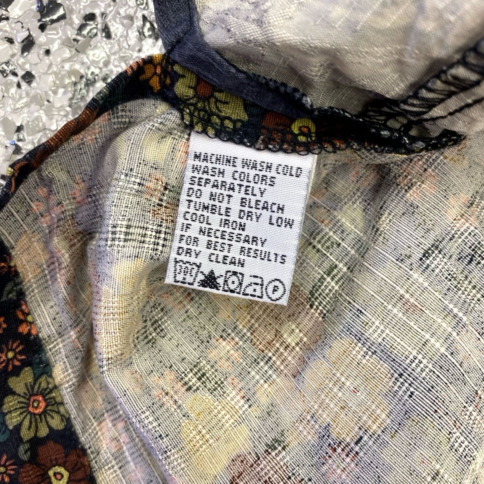 Tommy Bahama Tommy Bahama Shirt Mens L Blue Silk Floral Hibiscus Pattern Hawaiian Camp Rum Size US L / EU 52-54 / 3 - 4 Thumbnail