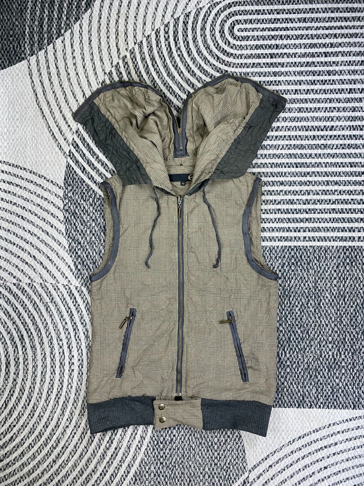 Just Cavalli Vintage Just Cavalli Hooded Checkered Zip-Up Vest Size US M / EU 48-50 / 2 - 5 Thumbnail