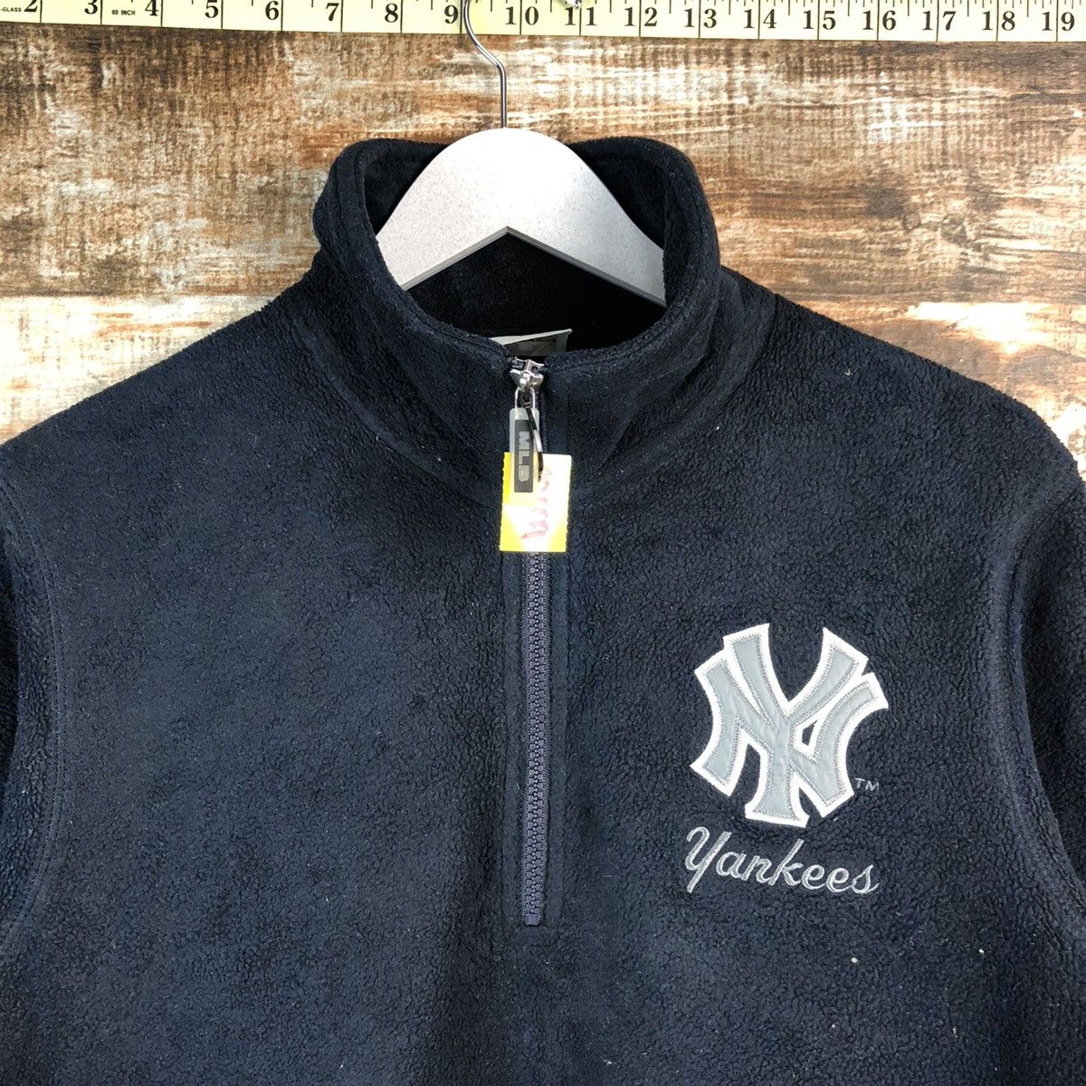Vintage Yankees Dark Blue Sweatshirt #A2509 Size US M / EU 48-50 / 2 - 4 Thumbnail
