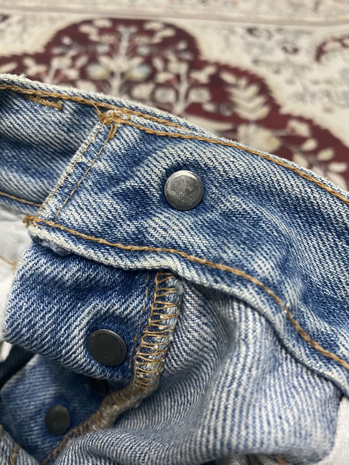 Levi's Vintage Levis 501 faded jeans Size US 29 - 15 Thumbnail