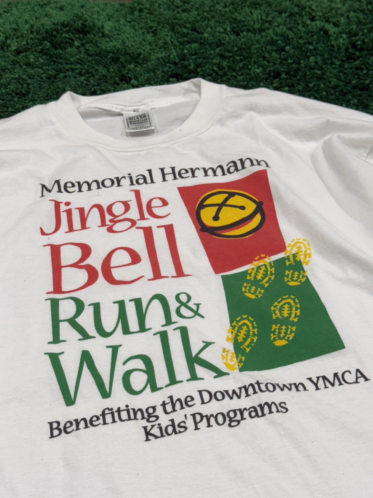 Vintage Vintage Hanes Christmas Jingle Bell Hospital Long White 2XL Size US XXL / EU 58 / 5 - 3 Thumbnail