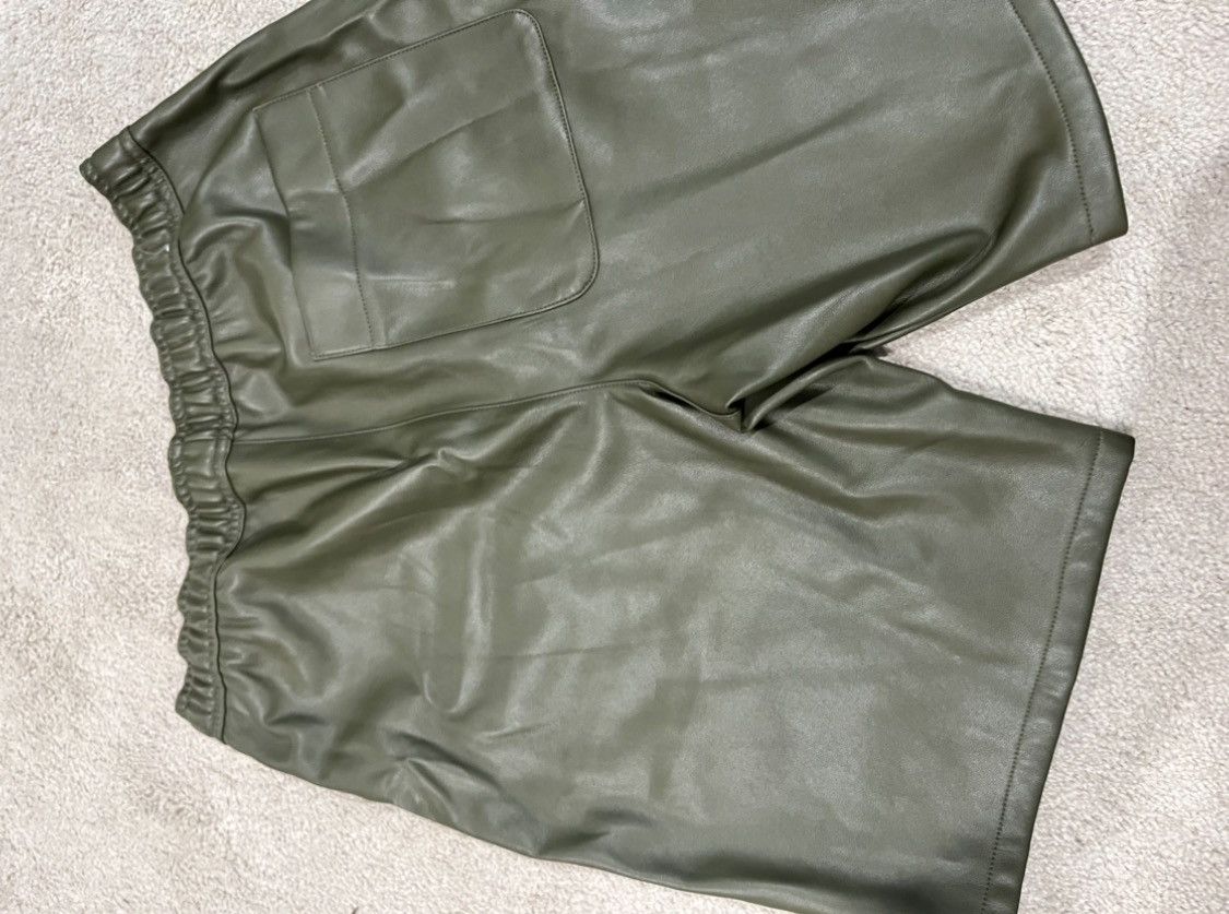 Zara Zara Faux leather shorts Size US 34 / EU 50 - 6 Thumbnail