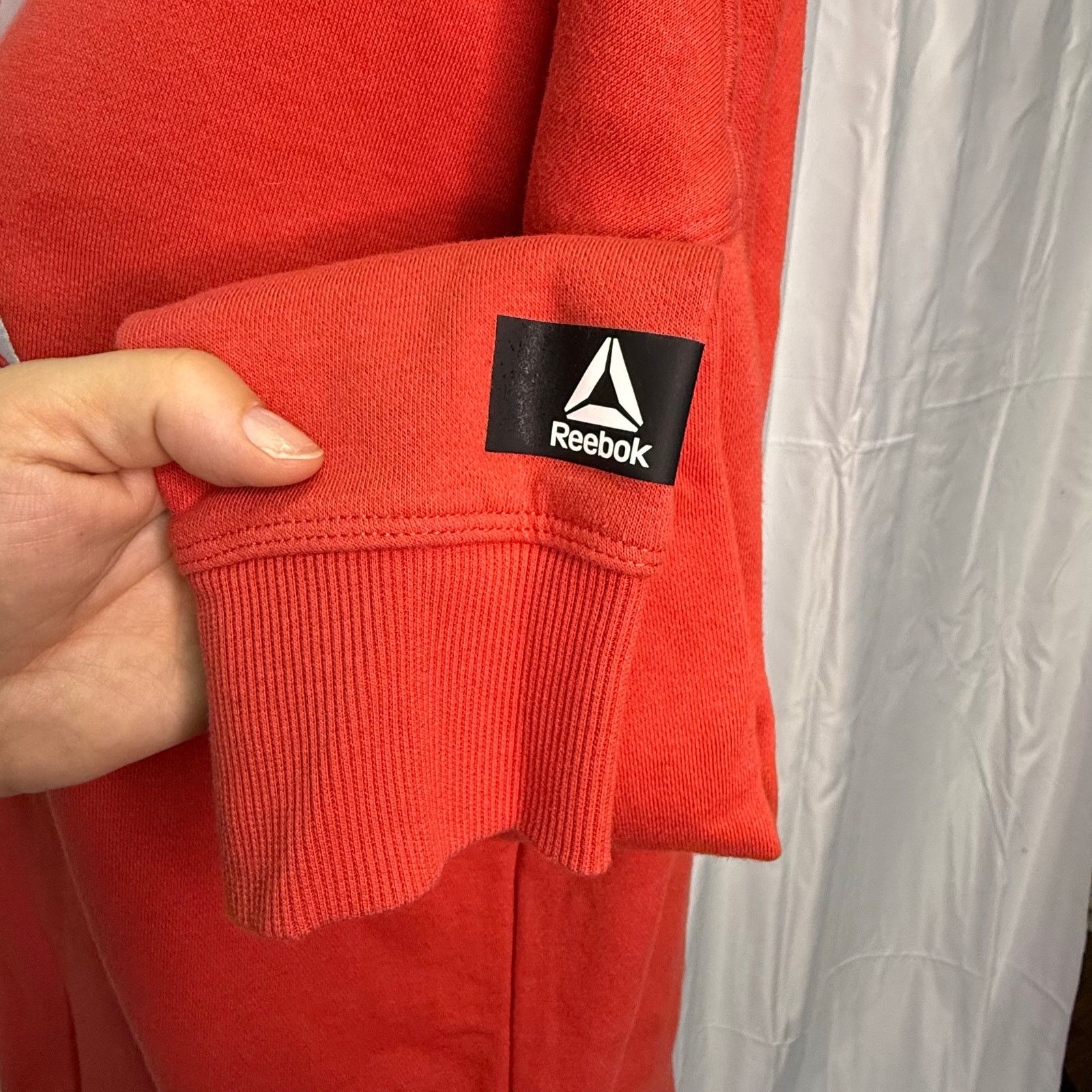 Reebok Reebok Red Hoodie Women’s Small Pullover Sweatshirt Size S / US 4 / IT 40 - 9 Thumbnail