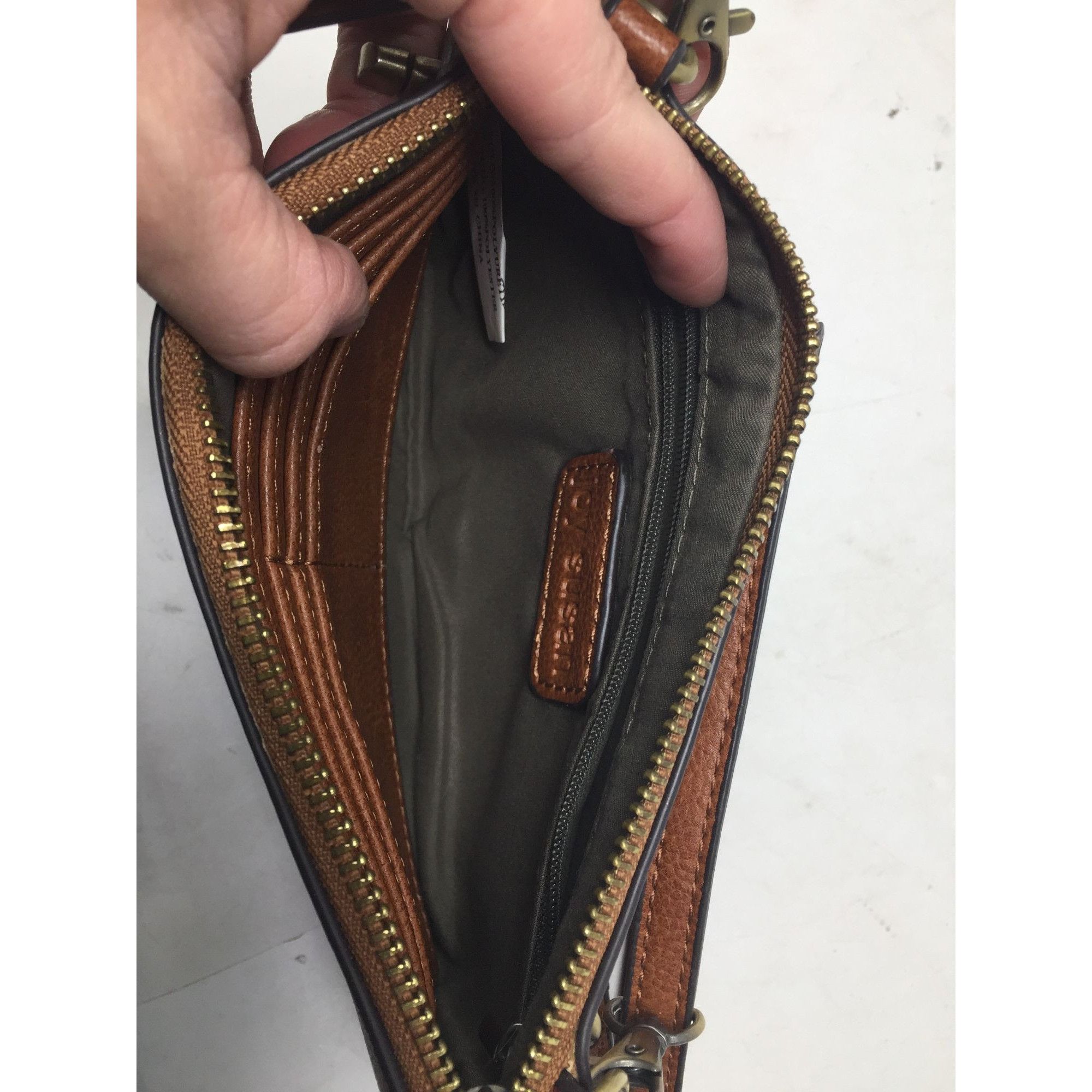 Other Joy Susan Zippered Brown Crossbody Purse with Pockets inside Size ONE SIZE - 7 Thumbnail