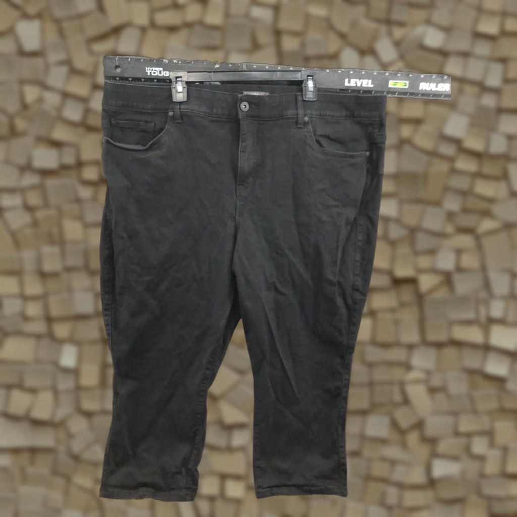 Torrid Torrid Jeans Skinny Crop Dark Wash Black Plus Size 26 Womens Denim 5-Pocket High Rise Logo Button Zipper Collection Size 26" / US 2 / IT 38 - 1 Thumbnail