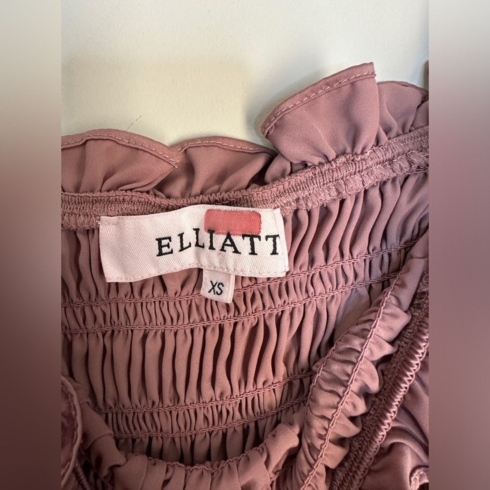 ELLIATT ELLIATT Size XS Cyrene Top Light Mauve Smocking Size XS / US 0-2 / IT 36-38 - 7 Thumbnail
