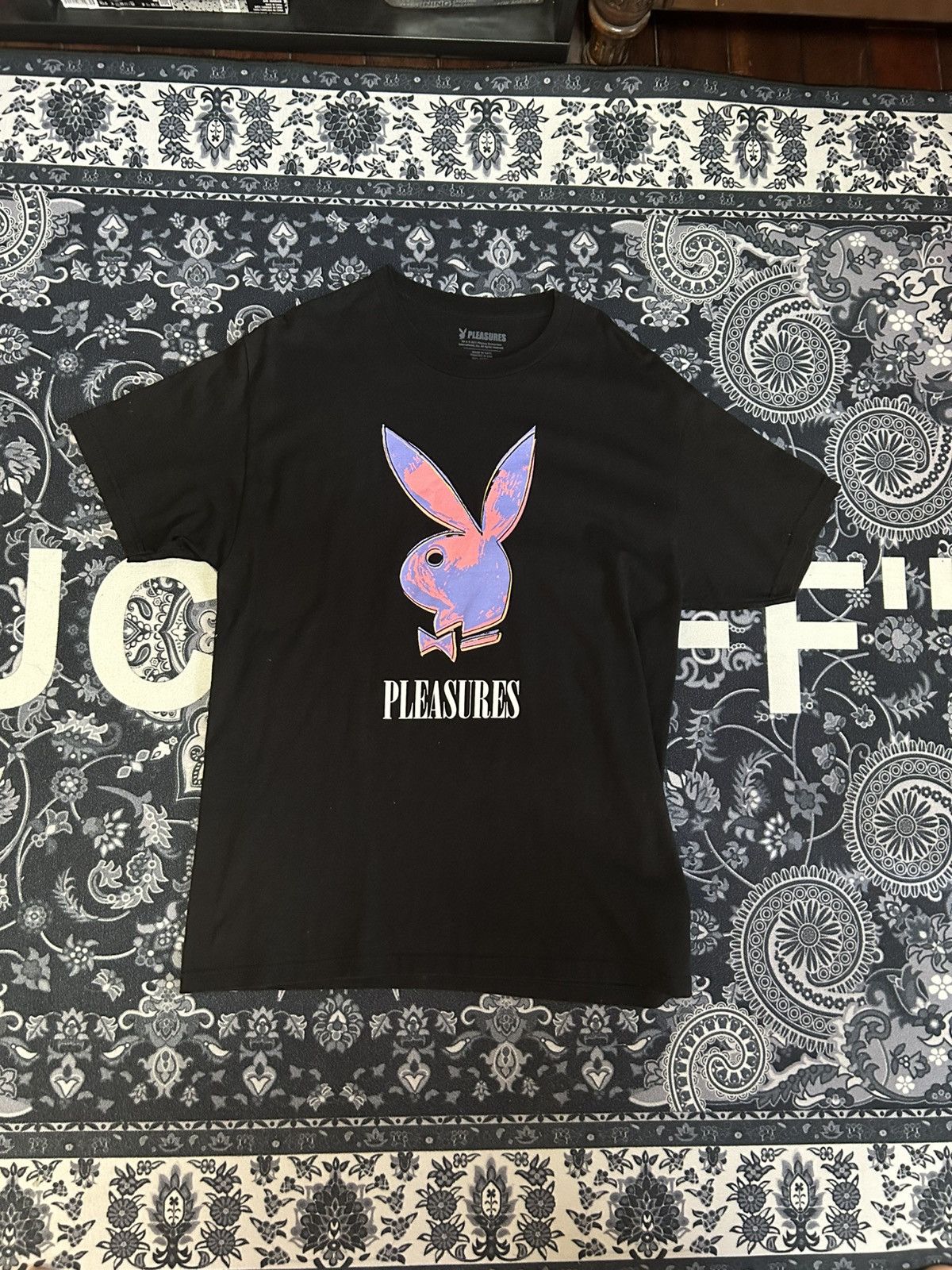 Pleasures Pleasures x Playboy t shirt Size L Size US L / EU 52-54 / 3 - 3 Thumbnail