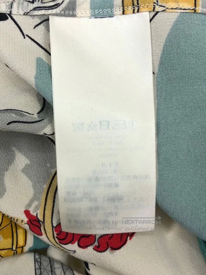 Louis Vuitton Louis Vuitton Runway Silk Shirt. Size US XS / EU 42 / 0 - 6 Thumbnail