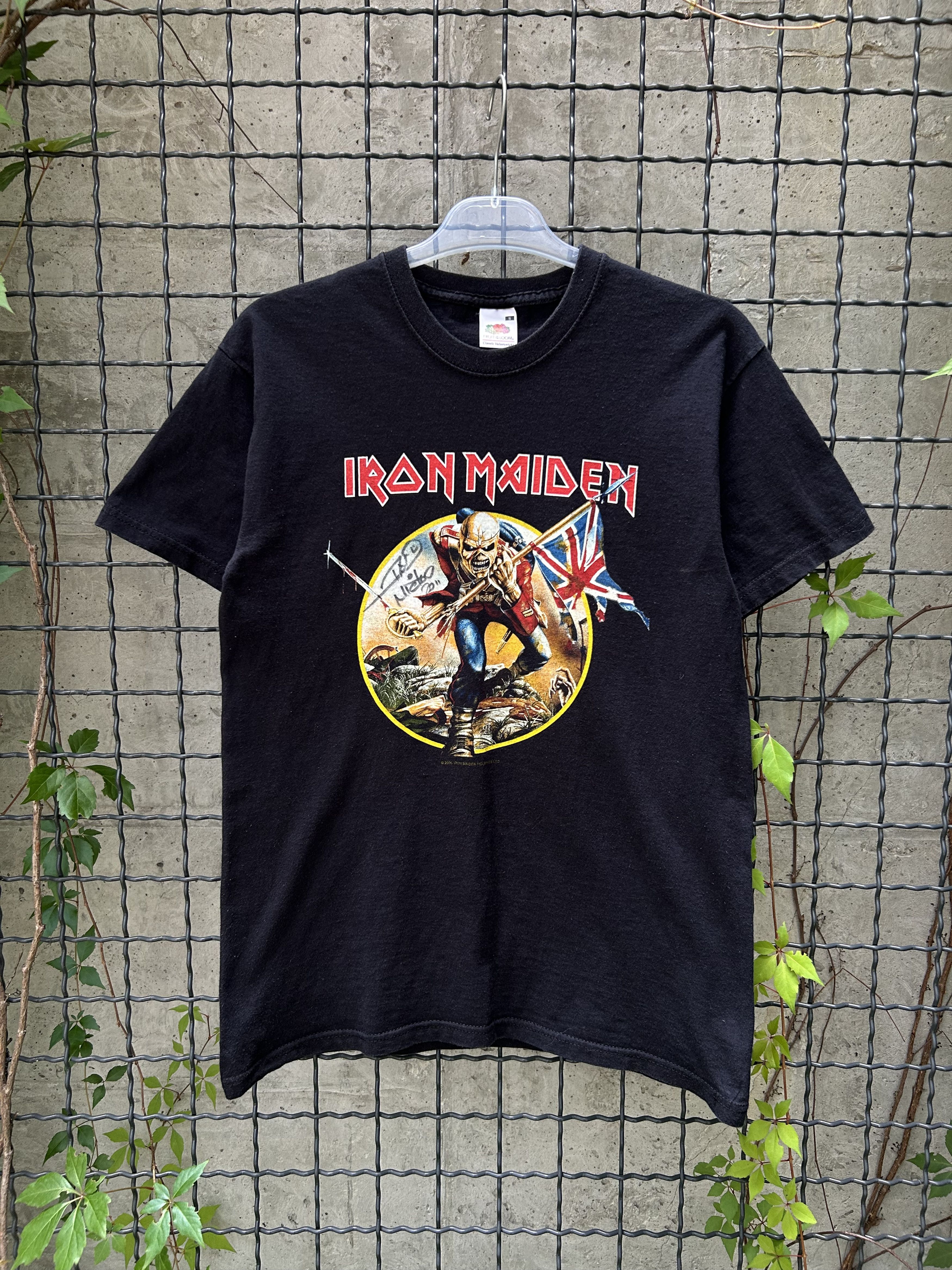 Band Tees Vintage 2005 Iron Maiden Rock Band Tour T-shirt Size US S / EU 44-46 / 1 - 1 Thumbnail