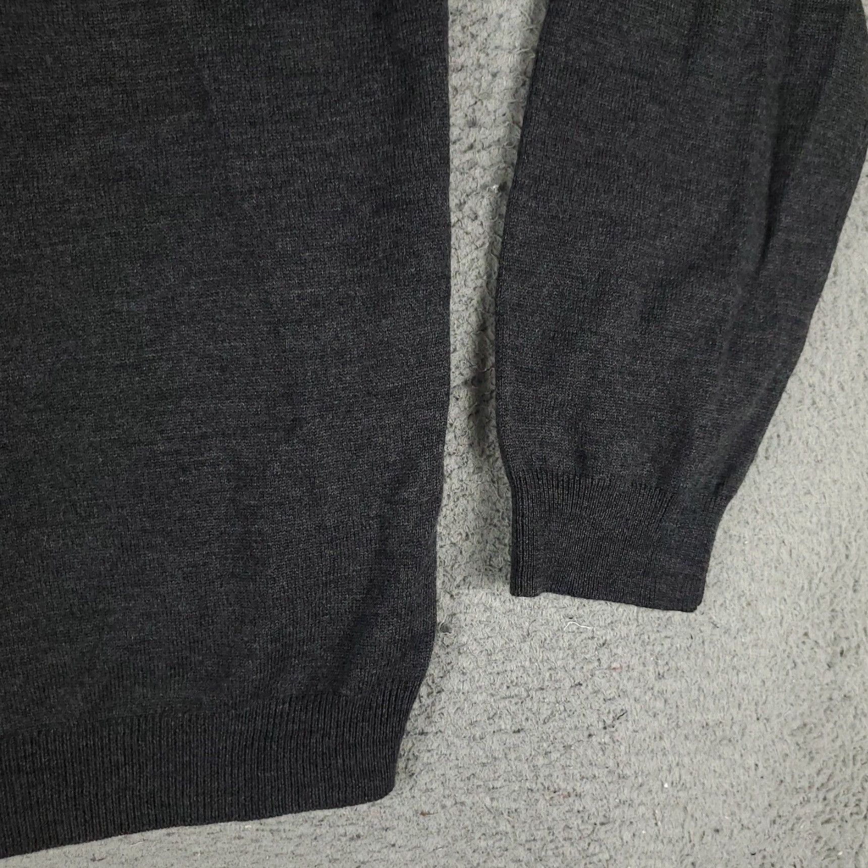 Brooks Brothers Brooks Brothers Wool V Neck Sweater Mens XL Gray Pullover Size US XL / EU 56 / 4 - 4 Thumbnail
