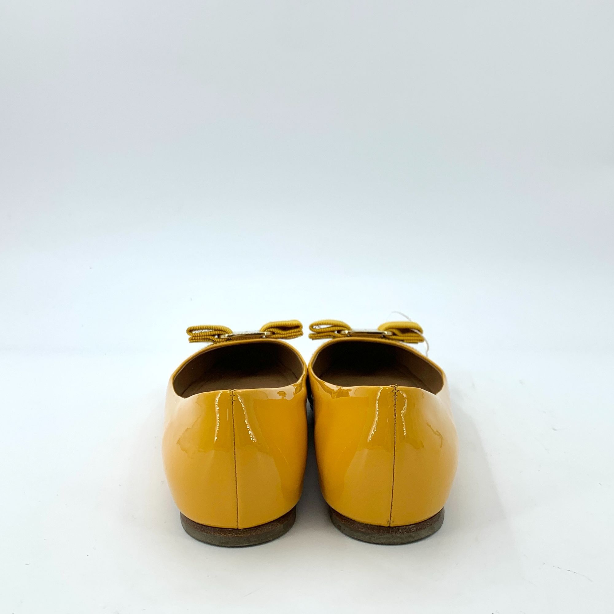 Salvatore Ferragamo Salvatore Ferragamo Yellow Patent Leather Ballet Flats Size US 6 / IT 36 - 4 Thumbnail