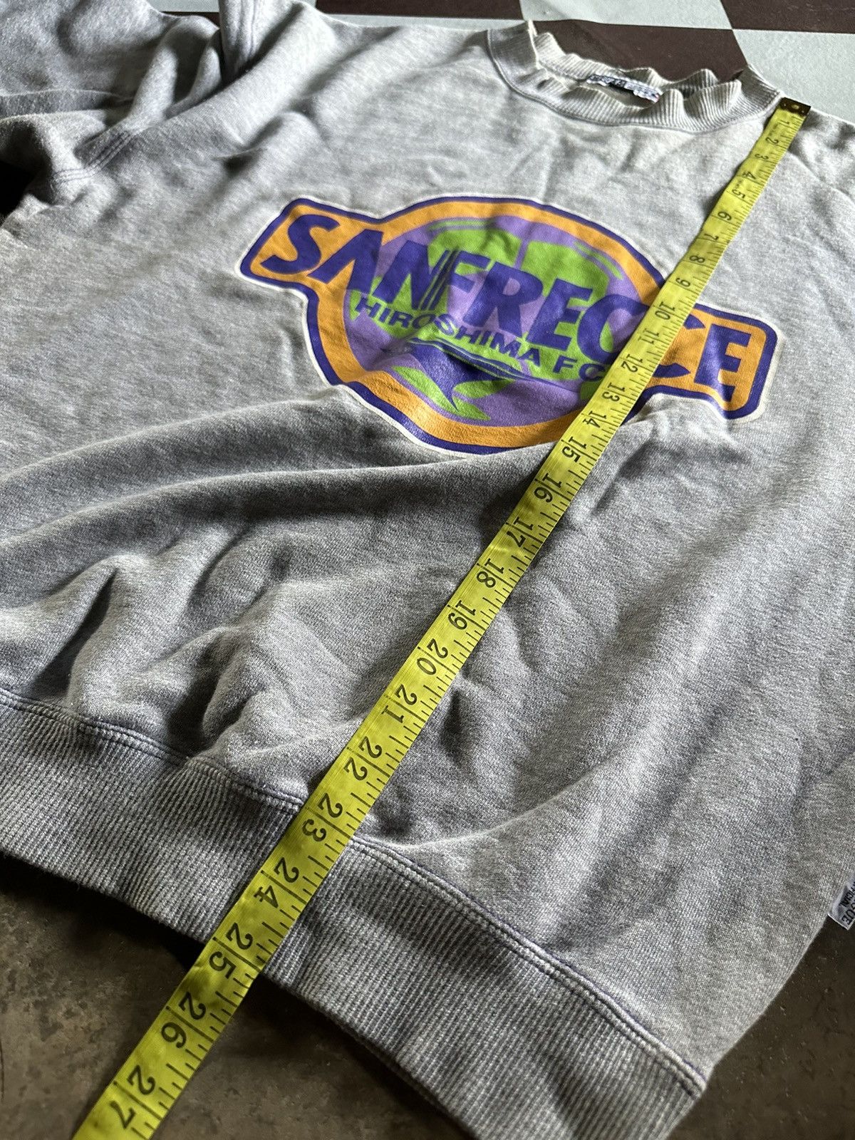 Vintage Vintage Japan football club Hiroshima fc sweatshirt Size US L / EU 52-54 / 3 - 9 Thumbnail