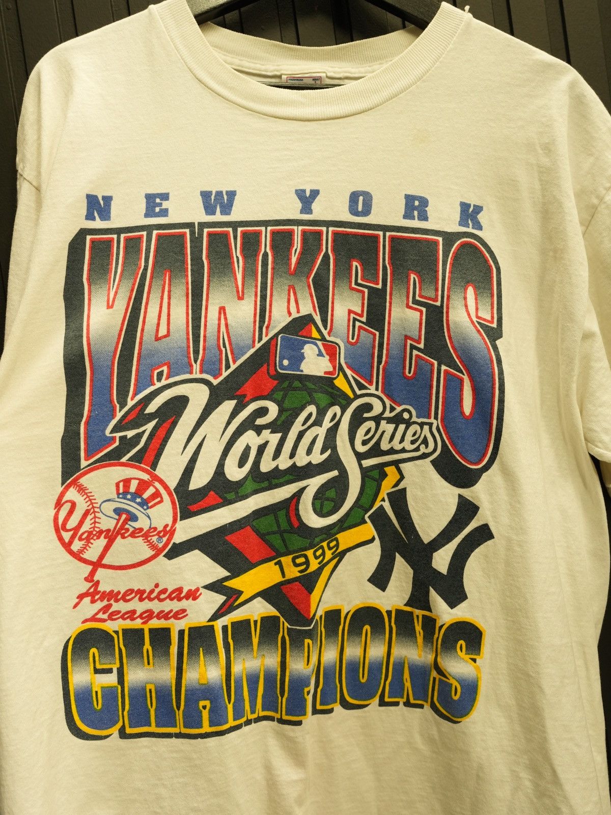 MLB × New York Yankees × Vintage Vintage 1999 NY Yankees World Series Champions Tee Size US L / EU 52-54 / 3 - 3 Thumbnail