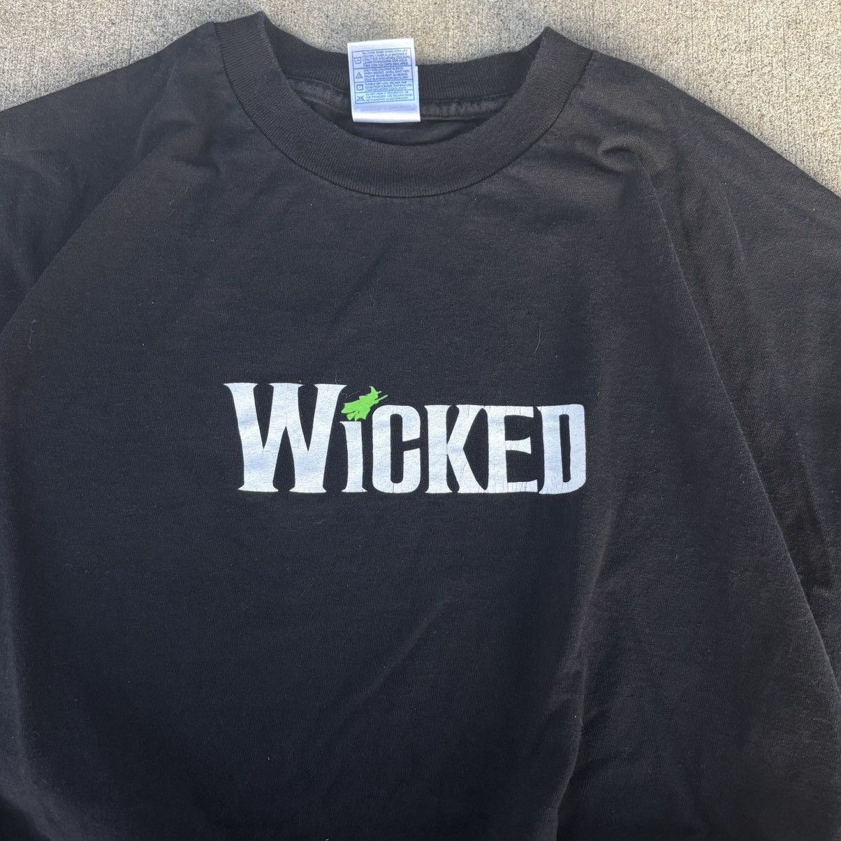 AAA × Alstyle × Vintage Vintage Wicked The musical broadway tshirt Size US XL / EU 56 / 4 - 2 Thumbnail