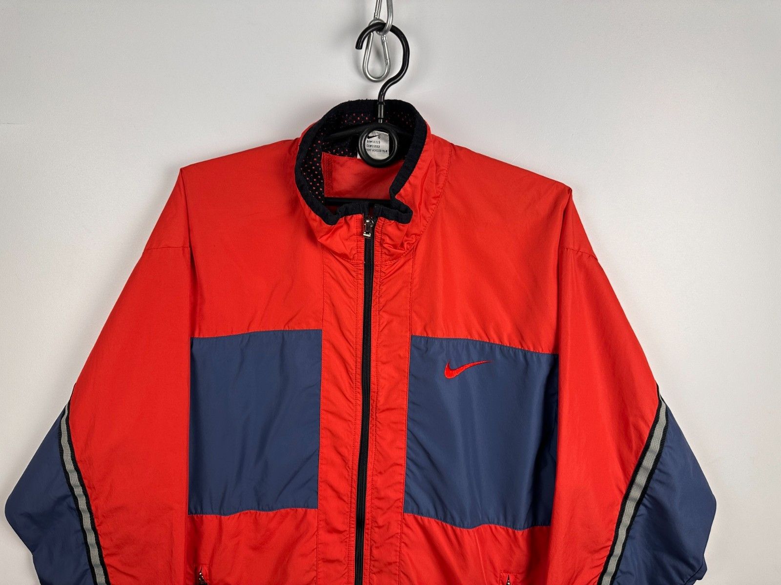 Nike Vintage 90’s Nike Jacket Windbreaker Red Grey Mens Size S Size US S / EU 44-46 / 1 - 3 Thumbnail