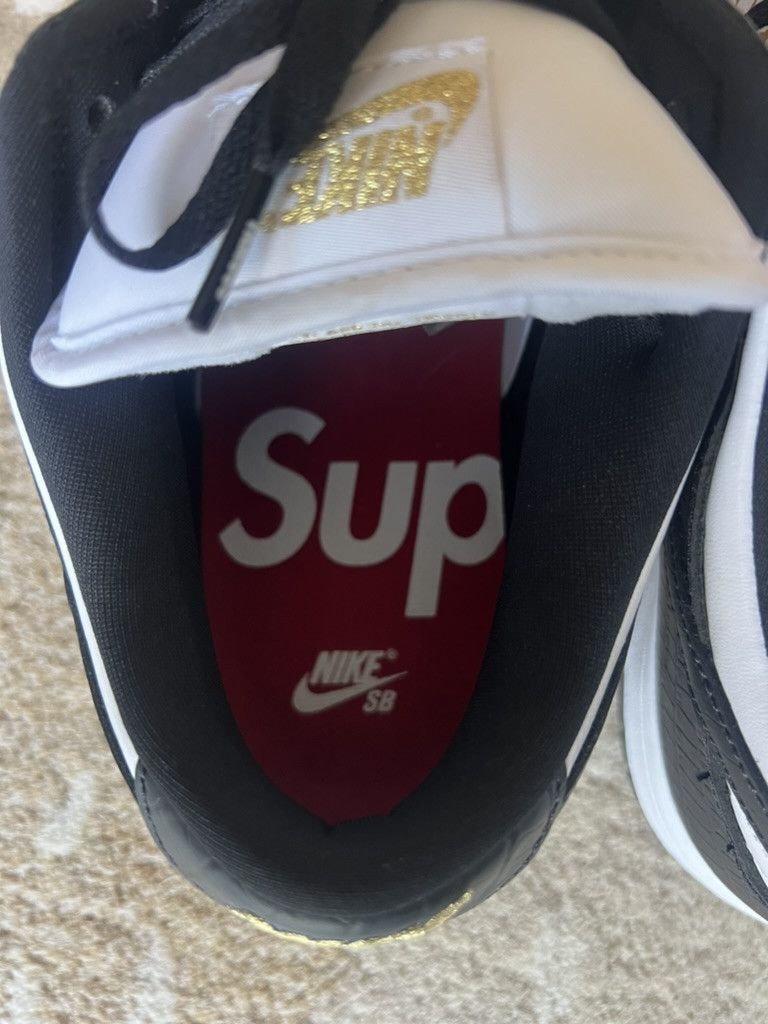 Nike × Supreme Nike SB Dunk Low Supreme Stars Black Size US 11 / EU 44 - 21 Thumbnail