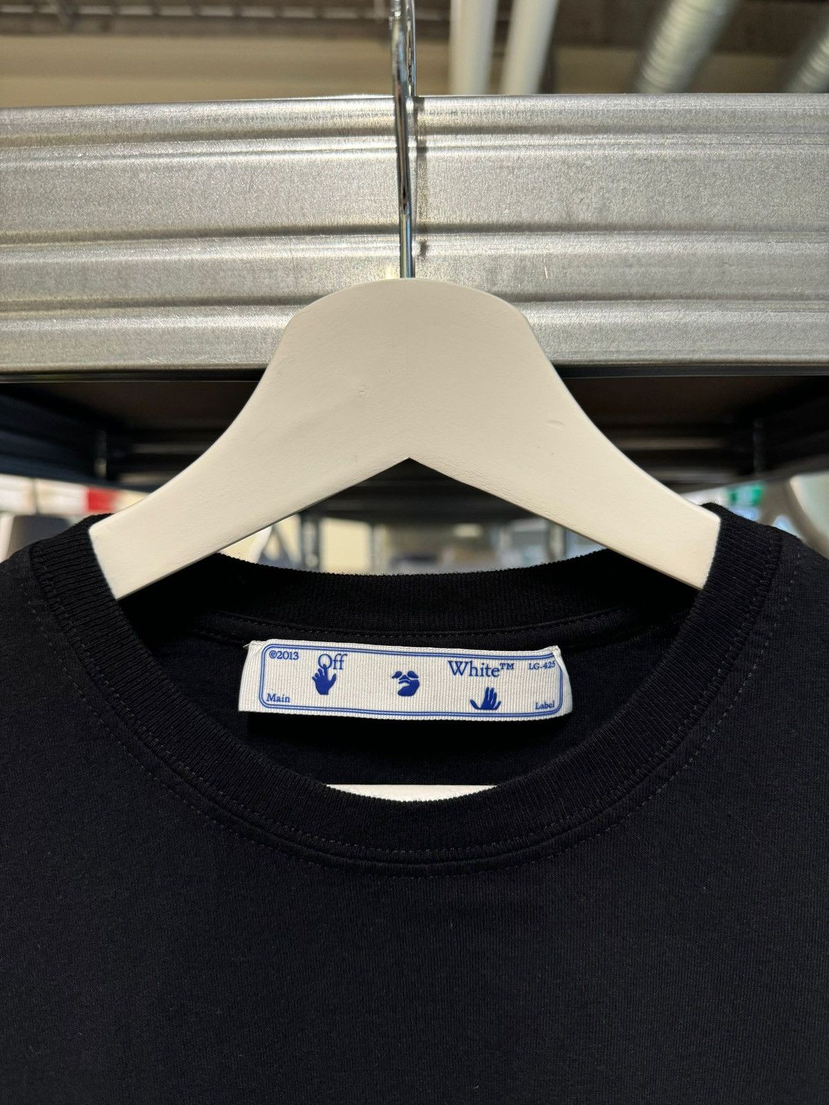 Off-White Off-White Logo Long Sleeve T-Shirt NEW 475$ Size US XS / EU 42 / 0 - 5 Thumbnail