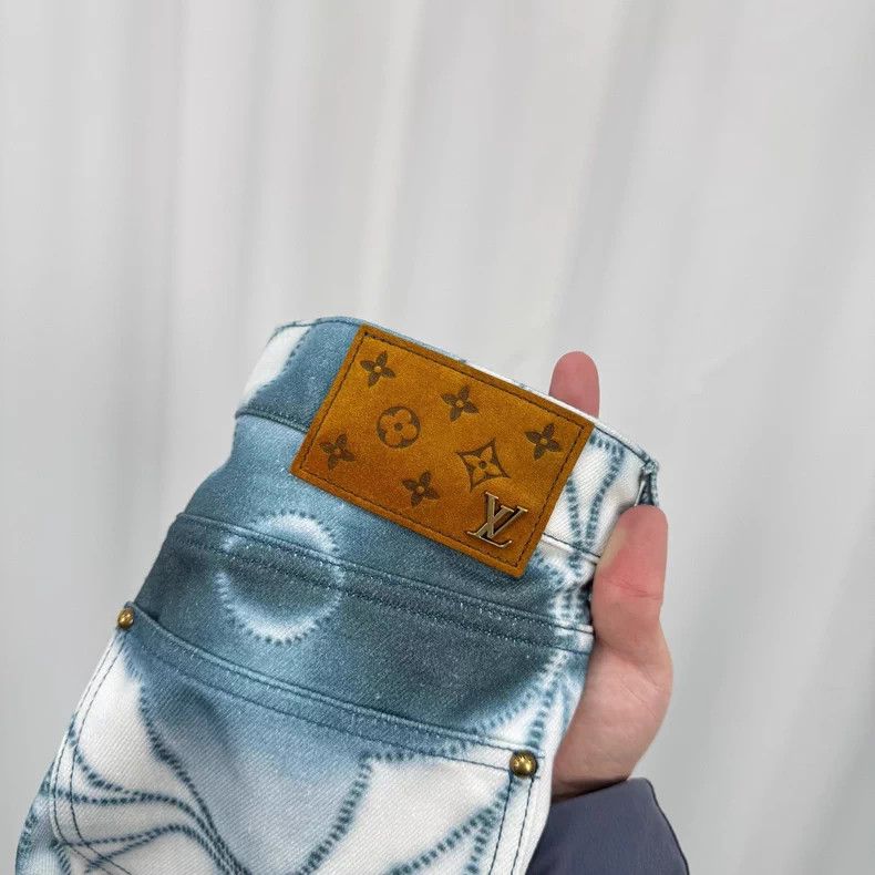 Louis Vuitton Louis Vuitton Ink and wash three-flower full-print denim t Size US 30 / EU 46 - 5 Thumbnail