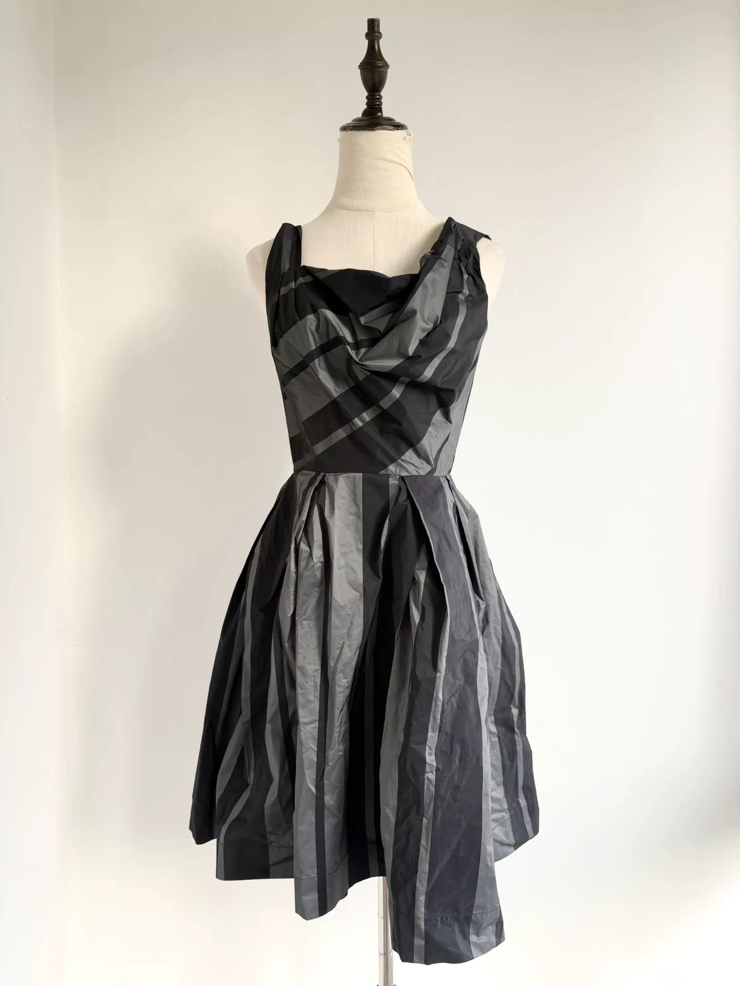 Vivienne Westwood Vivienne Westwood Gray Black Stripe Dress Size L / US 10 / IT 46 - 1 Thumbnail