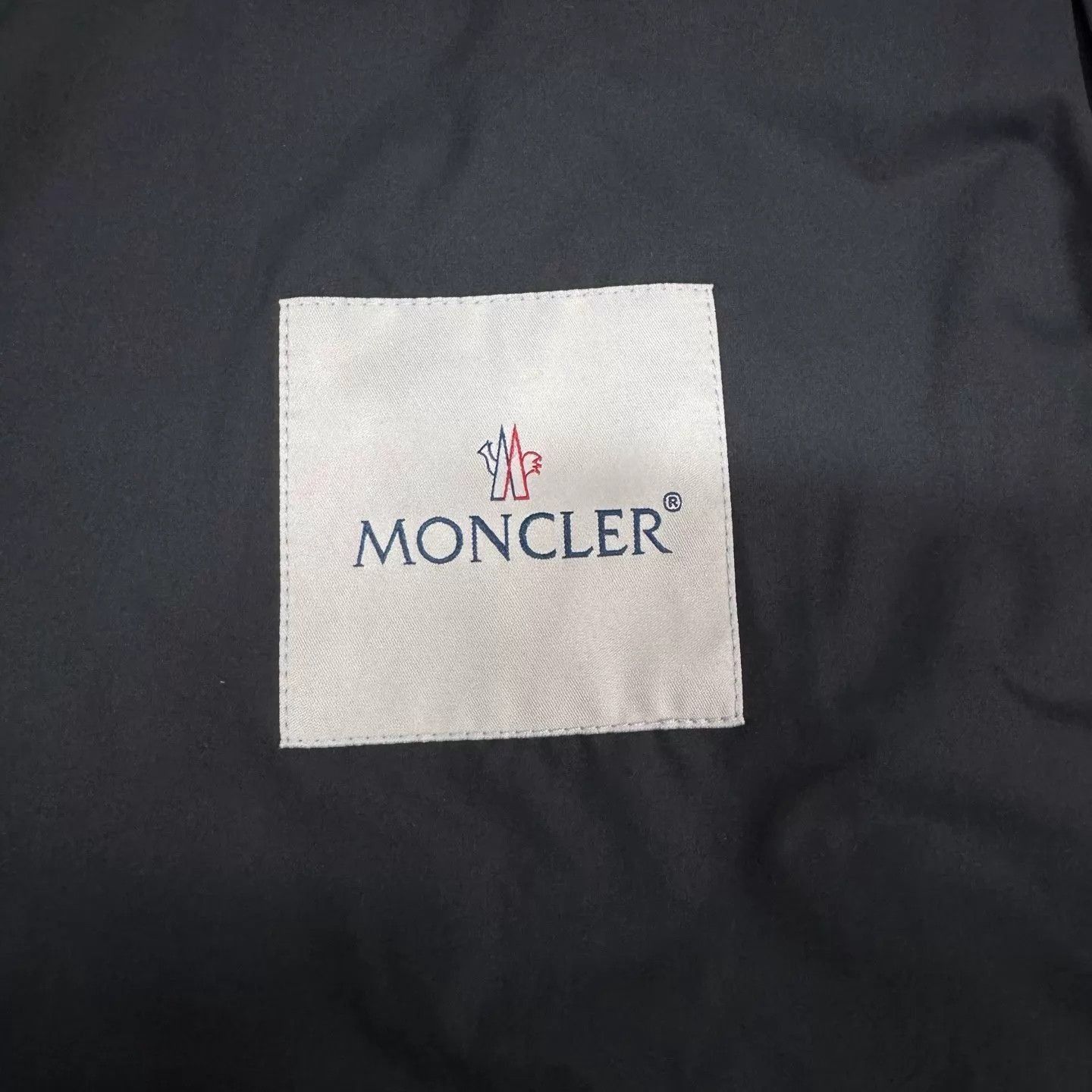 Moncler Black Hooded Light Jacket Size L Size US L / EU 52-54 / 3 - 6 Thumbnail