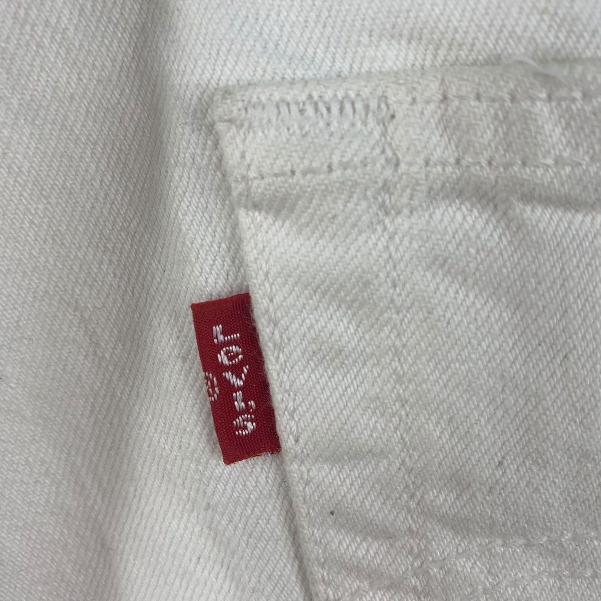 Levi's × Vintage Vintage LEVI’S lot 501 distressed white colour jeans Size 31" - 17 Thumbnail