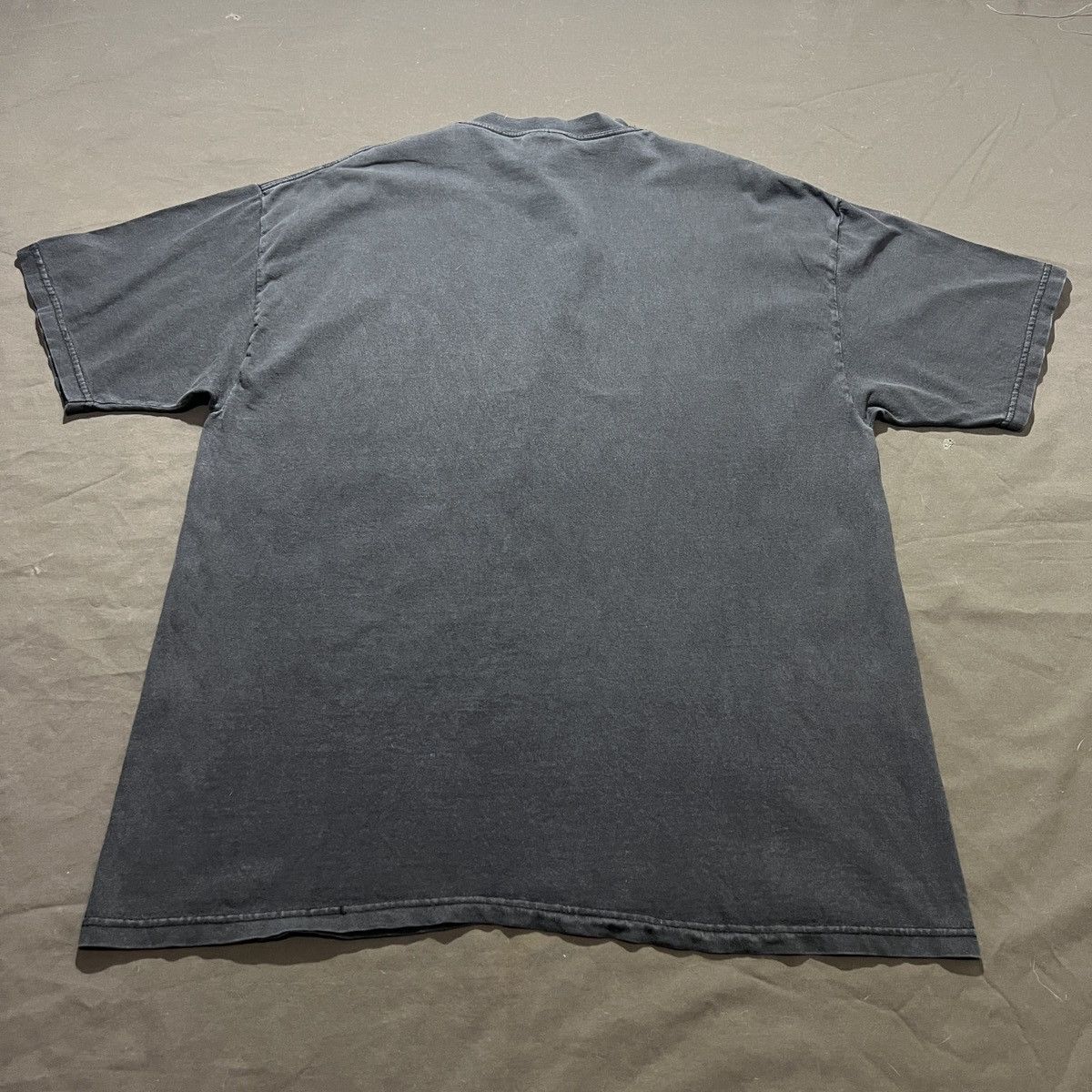 Vintage Vintage 90s The Matrix Promo Movie Tee XL Thrashed Faded Size US XL / EU 56 / 4 - 8 Thumbnail