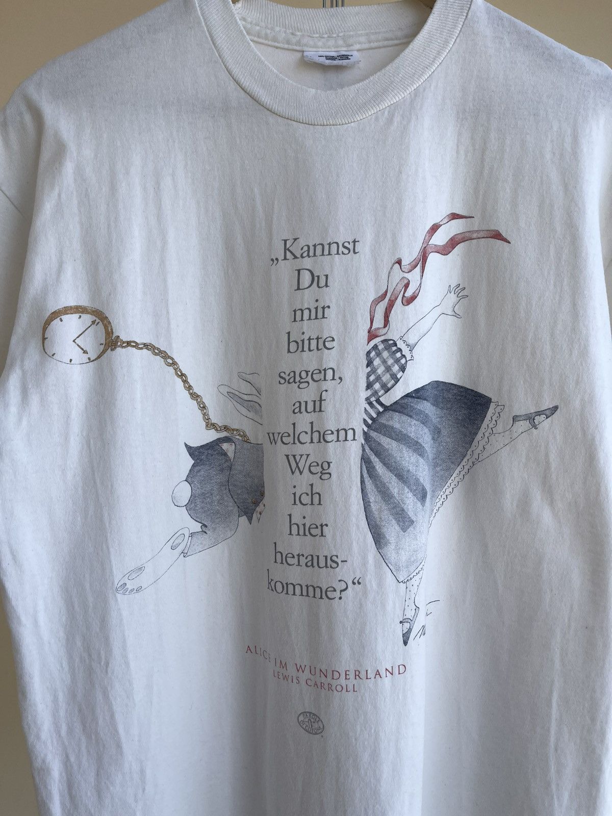 Vintage Alice in Wonderland Promo Cartoon T-Shirt 1995 Vintage 90s Size US L / EU 52-54 / 3 - 4 Thumbnail