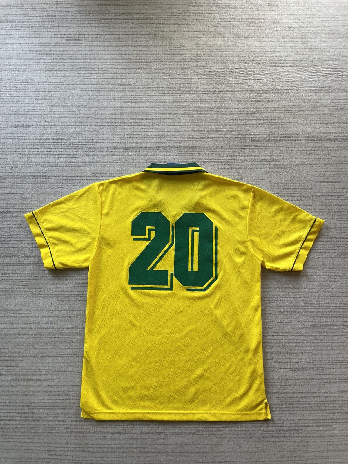 Umbro Vintage Umbro Jersey 90s Style Size US L / EU 52-54 / 3 - 17 Thumbnail