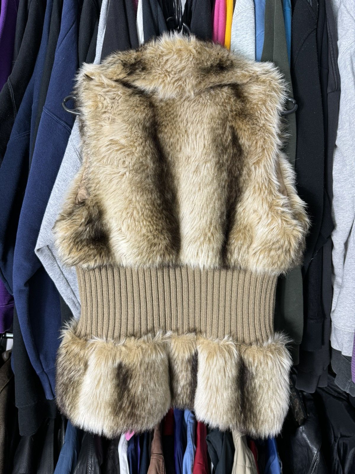 Vintage Vintage Faux Fur Vest Avant Garde Y2K Glamour Coquette style Size L / US 10 / IT 46 - 3 Thumbnail