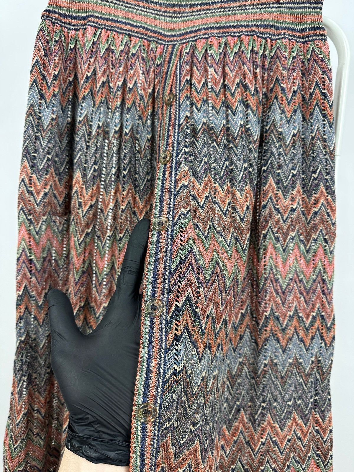 Missoni 90s Vintage Missoni Zigzag Crochet Knit A-Line Midi Skirt Size 28" / US 6 / IT 42 - 11 Thumbnail