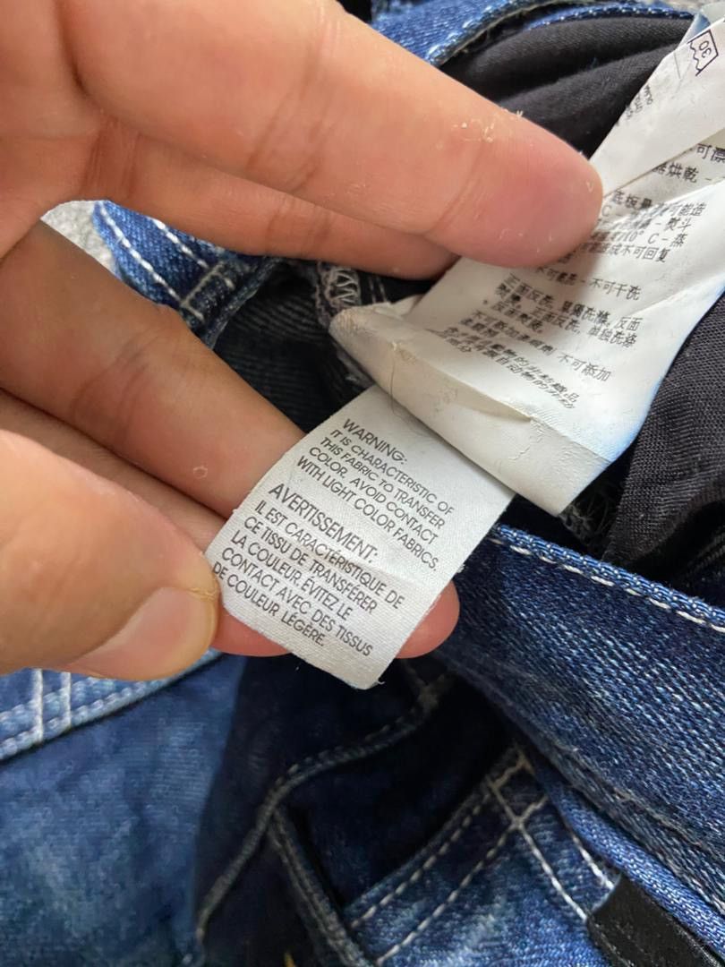 Armani Exchange Armani Exchange Slim Fit Coupe Ajustee Jeans (197) Size US 27 - 6 Thumbnail