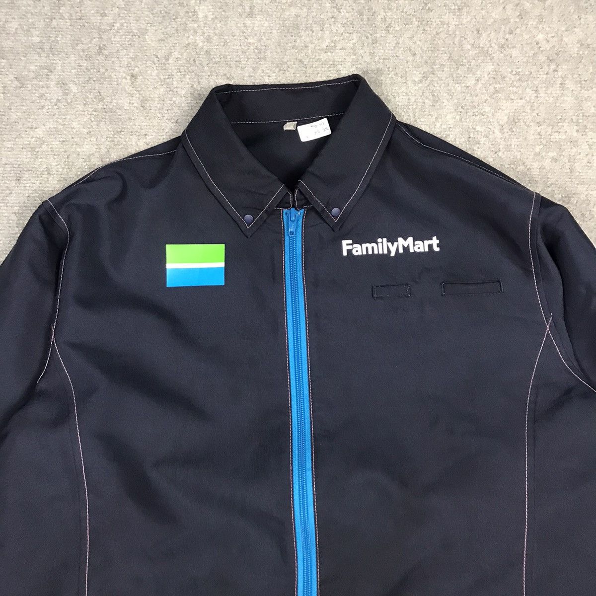 Japanese Brand FAMILY MART JAPAN ZIPPER UNIFORM JACKET Size US M / EU 48-50 / 2 - 2 Thumbnail
