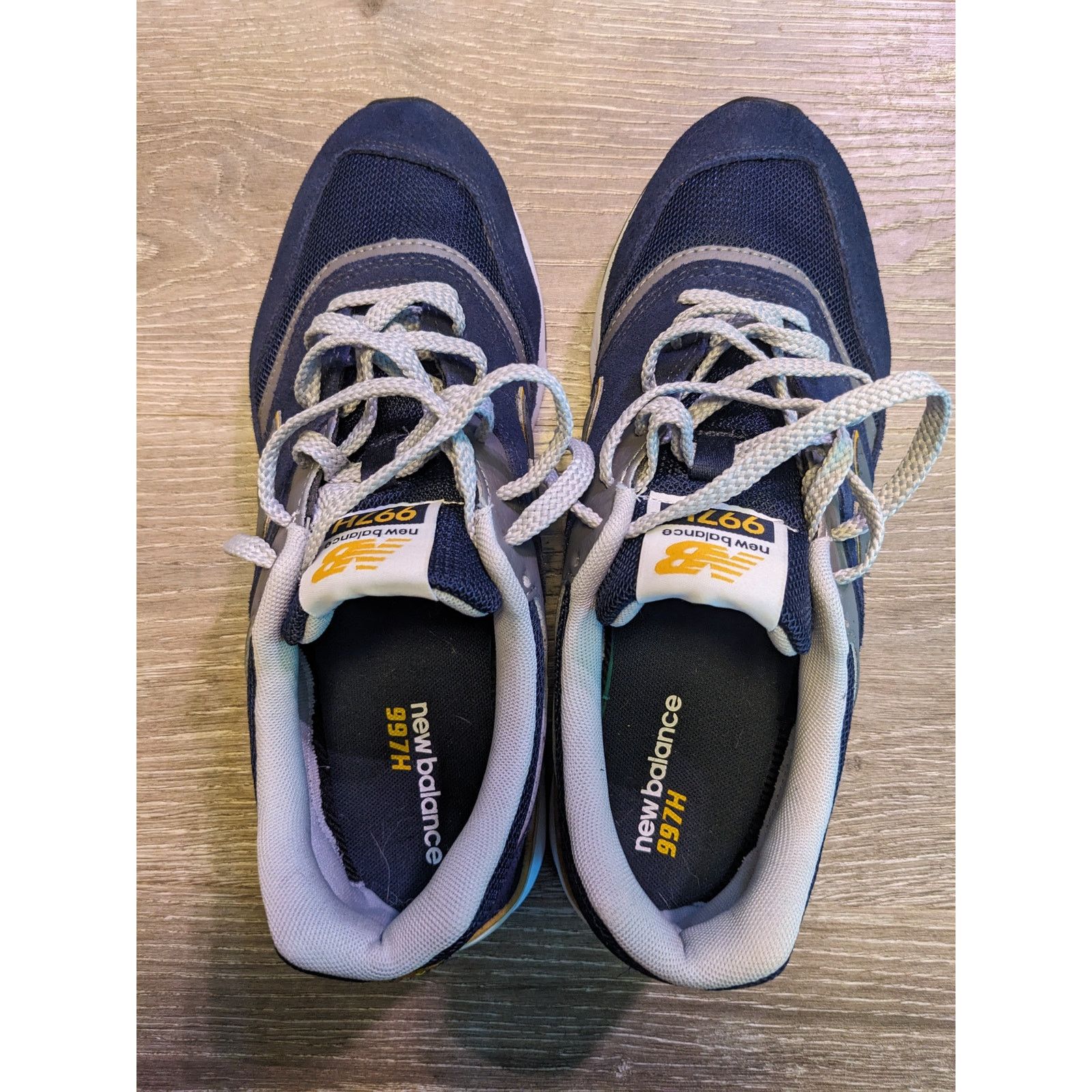 New Balance 997H Mens Sneakers