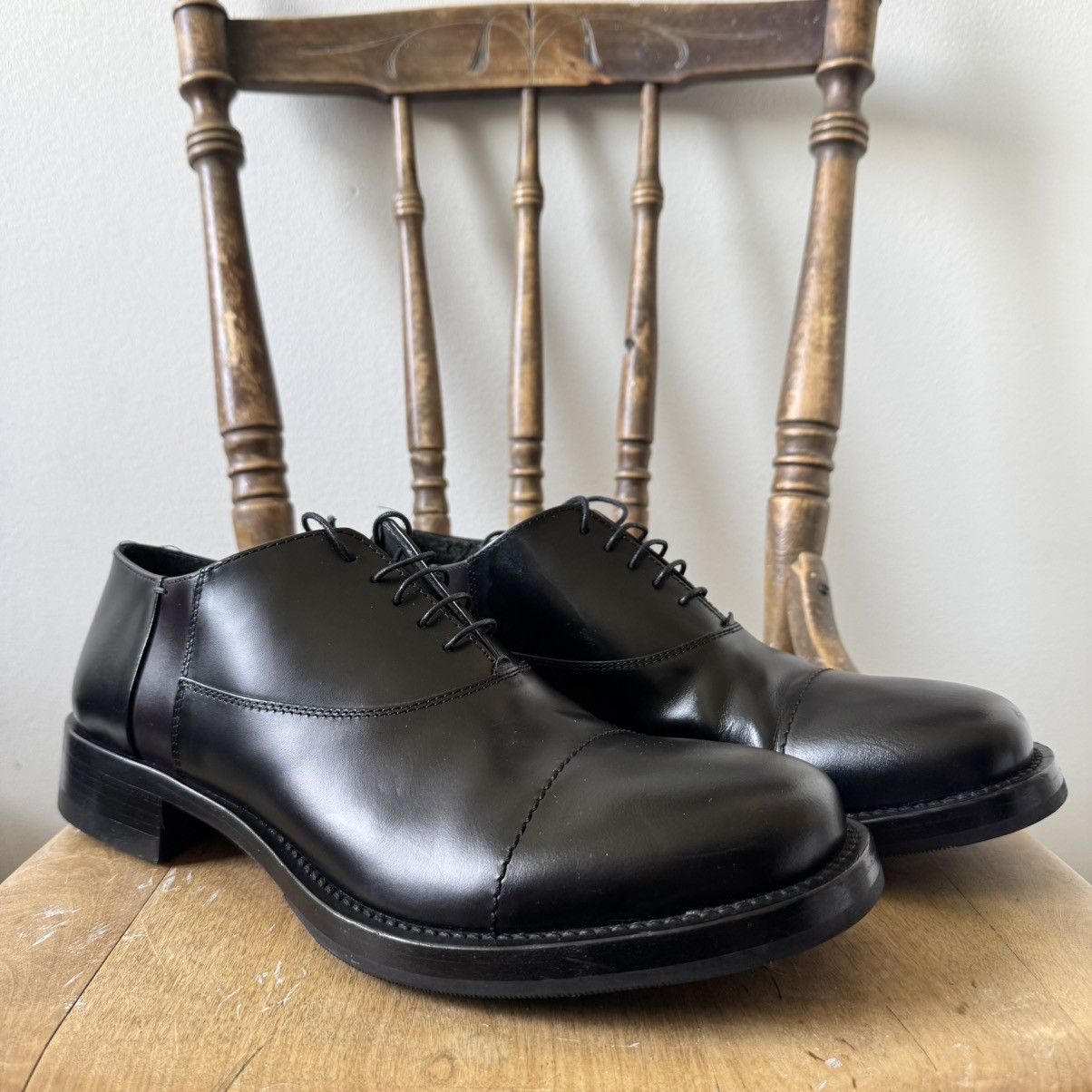 Miu Miu Miu Miu 1990’s Bi-Color Black/Brown Oxford Leather Shoes Size US 9.5 / EU 42-43 - 1 Thumbnail