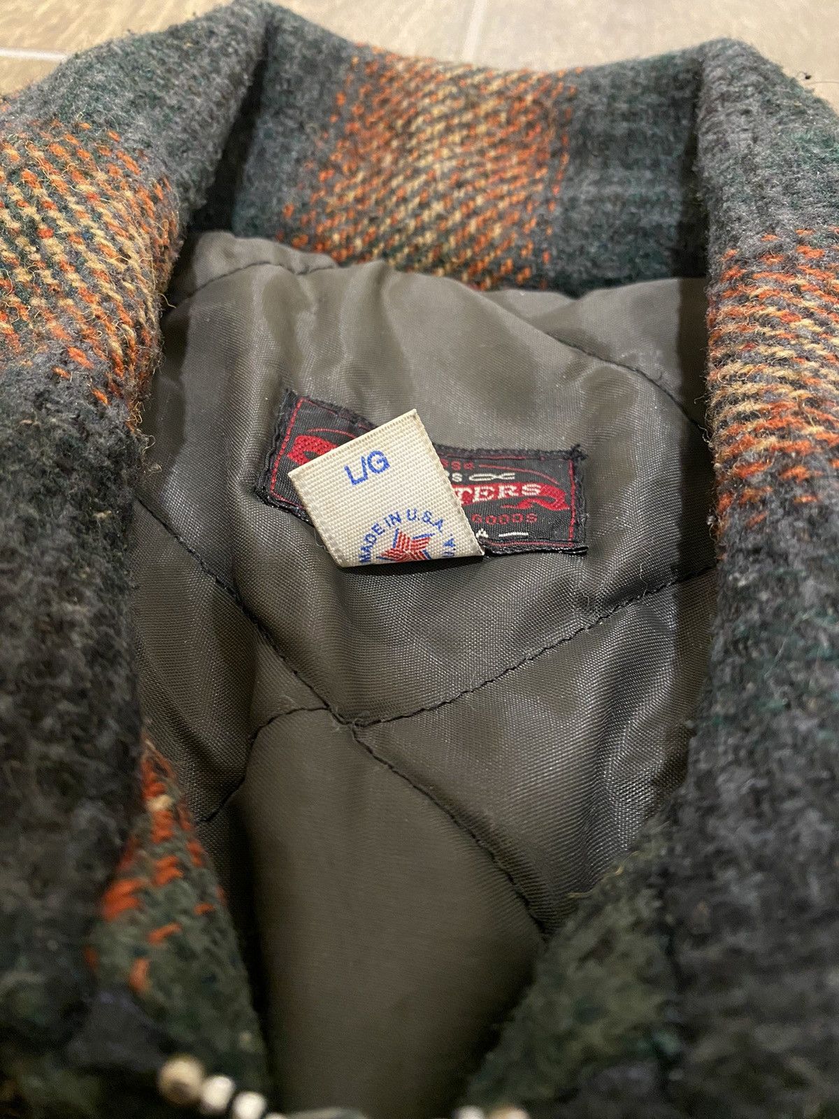 SHIPS Vtg Ships Outfitters Checkered Wool Flannel Jckt Size US L / EU 52-54 / 3 - 11 Thumbnail