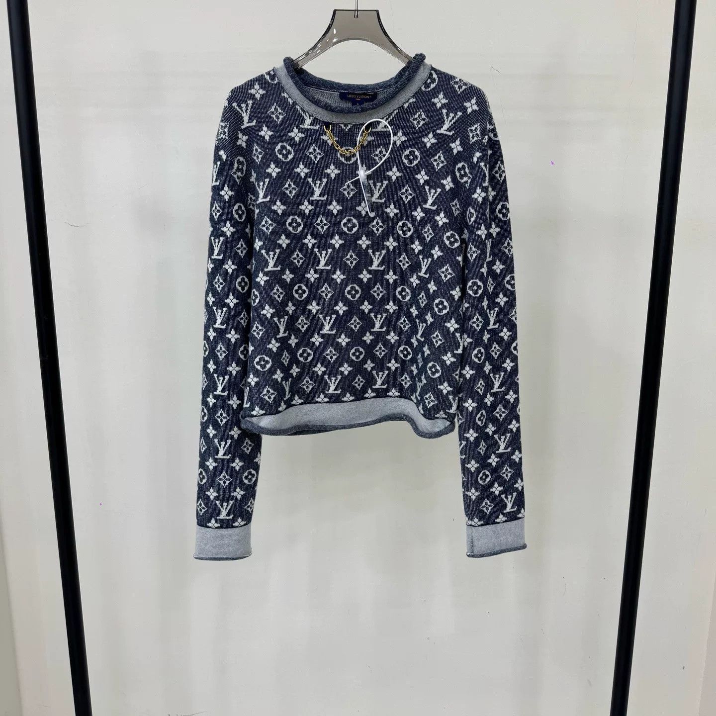 Louis Vuitton Louis Vuitton Blue White Knit Wool Top Size US S / EU 44-46 / 1 - 1 Thumbnail