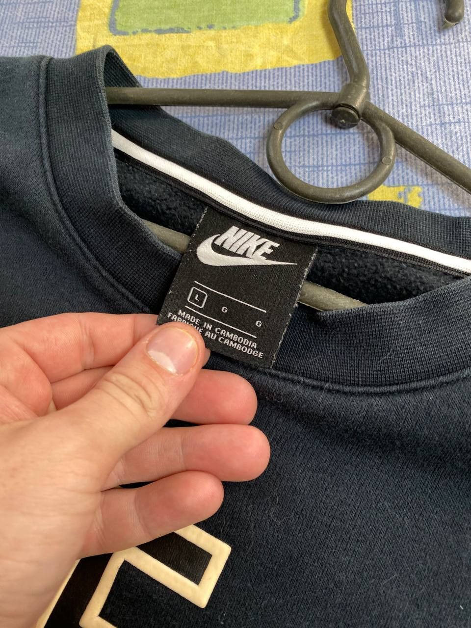 Nike Vintage Sweatshirt Nike big logo Size US L / EU 52-54 / 3 - 5 Thumbnail