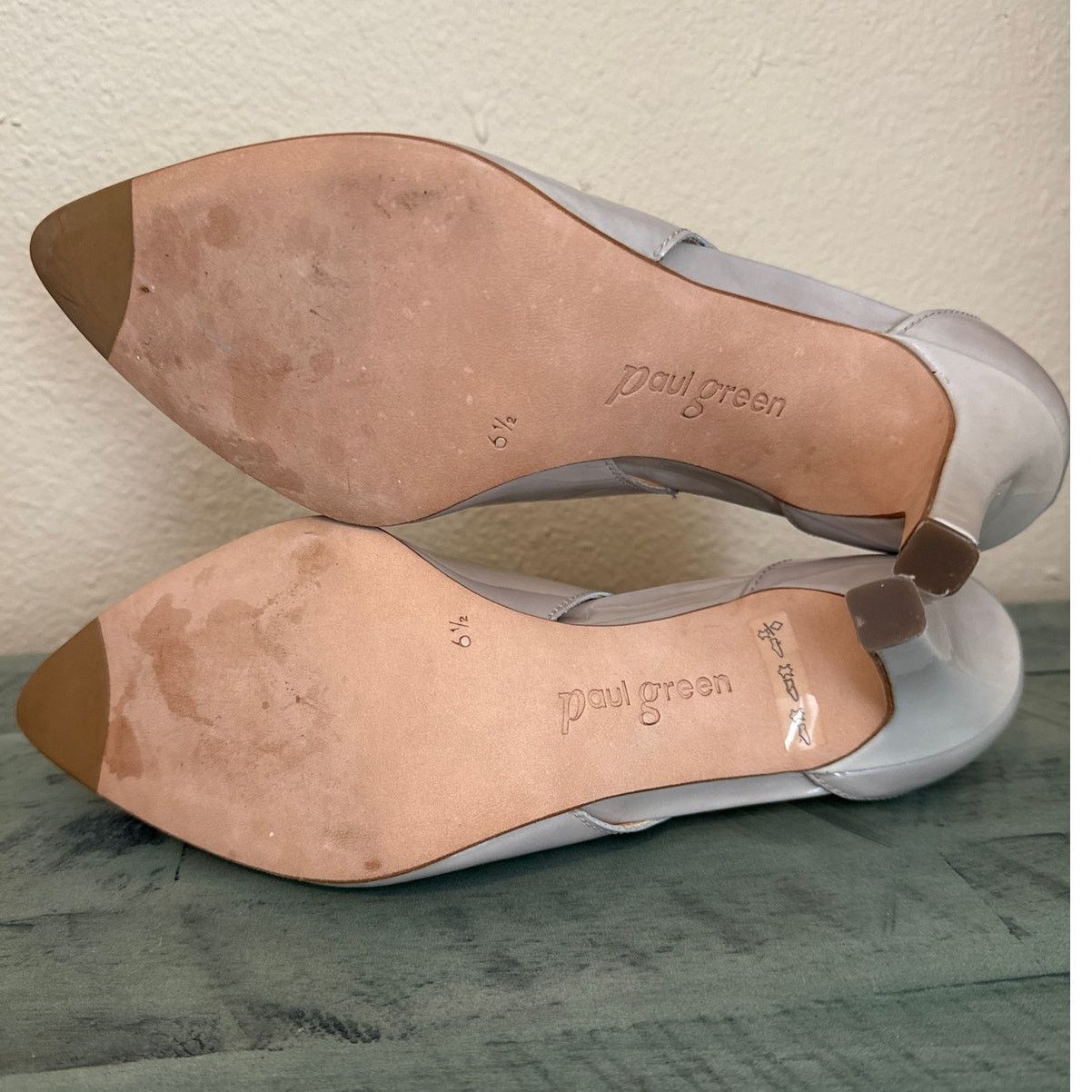 Other Paul Green Contessa Bone Patent Leather Size 9, 3 1/2" Heels Size US 9 / IT 39 - 6 Thumbnail