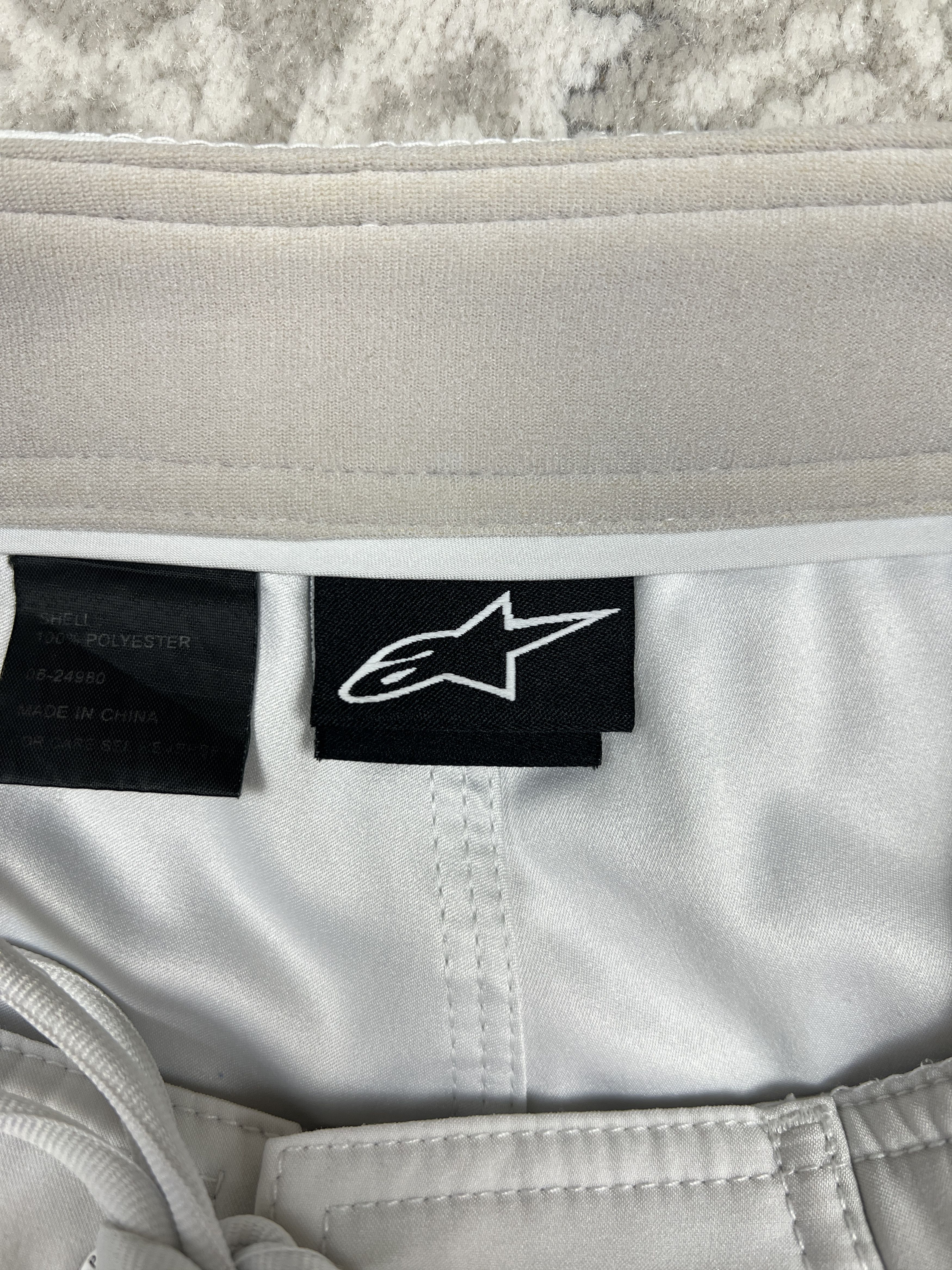 Alpinestars Alpinestars Graphic Skull Shorts White (Size 1) Size US 28 / EU 44 - 17 Thumbnail