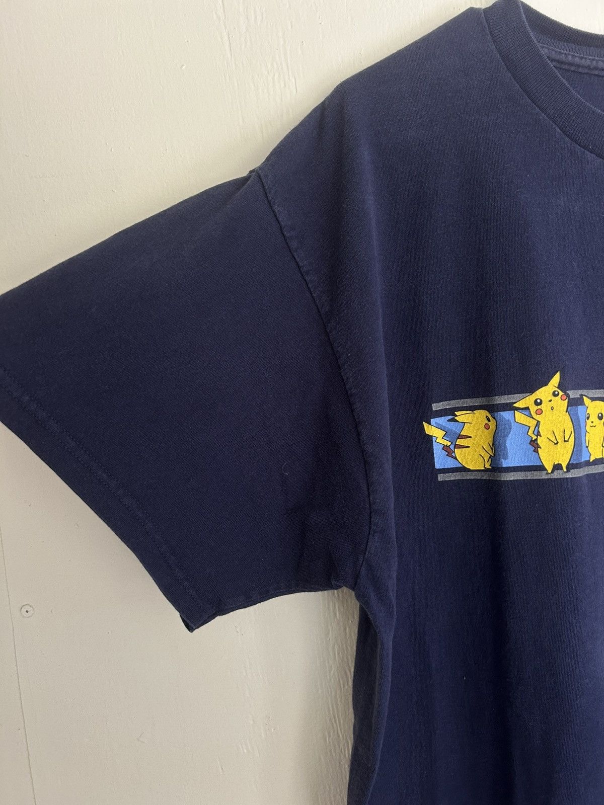 Pokemon Vintage 1999 Pokémon Pikachu Graphic Logo T-shirt Size US XL / EU 56 / 4 - 5 Thumbnail