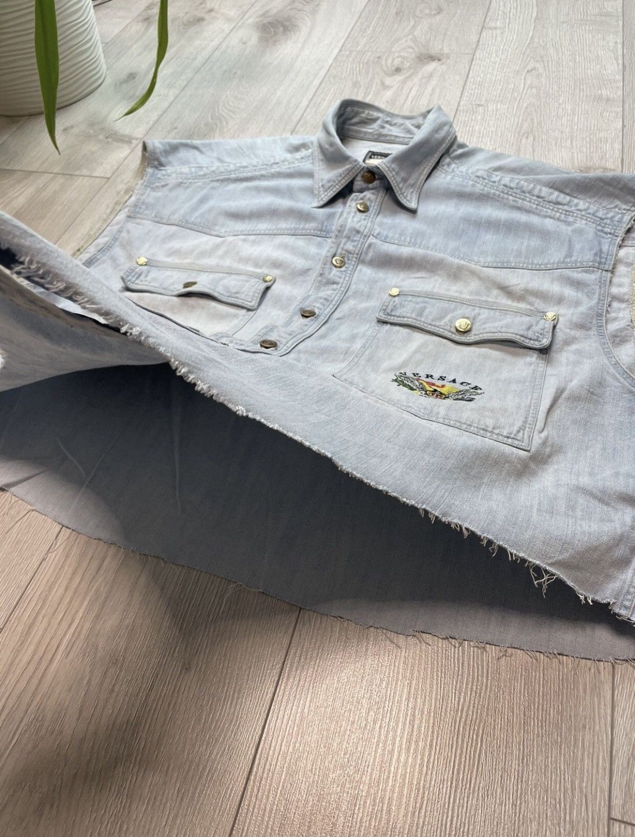 Versace × Vintage Versace custom Jeans Shirt Vintage Unique Size US L / EU 52-54 / 3 - 7 Thumbnail
