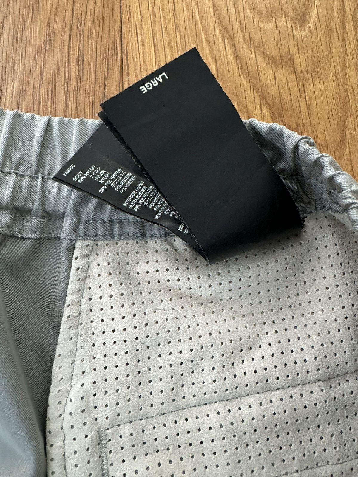 Fear of God FEAR OF GOD 7TH COLLECTION NYLON TRACK PANTS Size US 34 / EU 50 - 6 Thumbnail