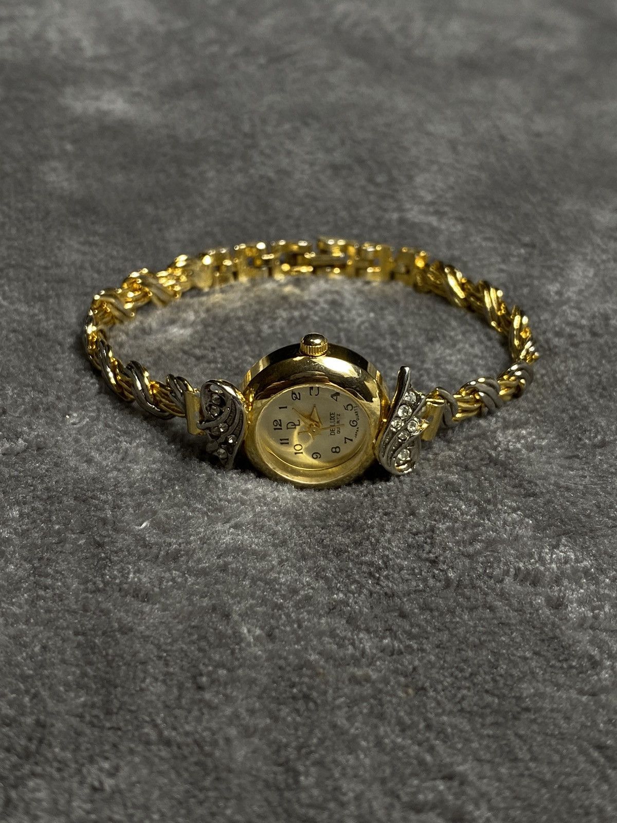 Japanese Brand × Jewelry × Vintage Futuristic Vintage Japanese Style Watch - Work 100% Size ONE SIZE - 1 Thumbnail