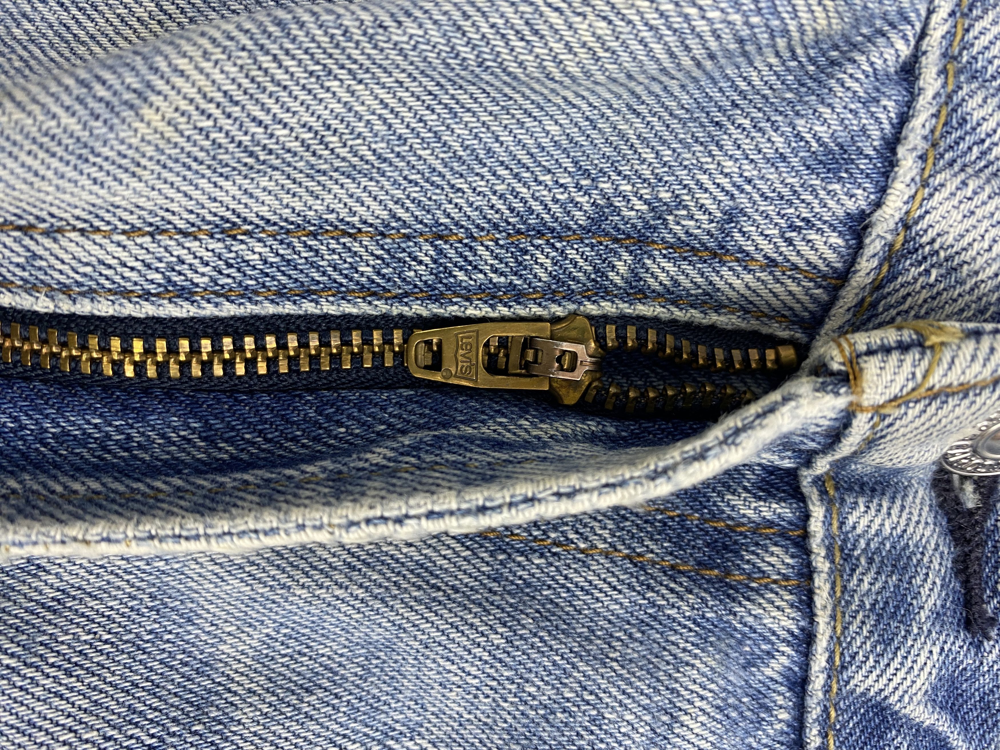 Levi's × Vintage Vintage Levis 516 Faded Blue Denim Size US 34 / EU 50 - 9 Thumbnail