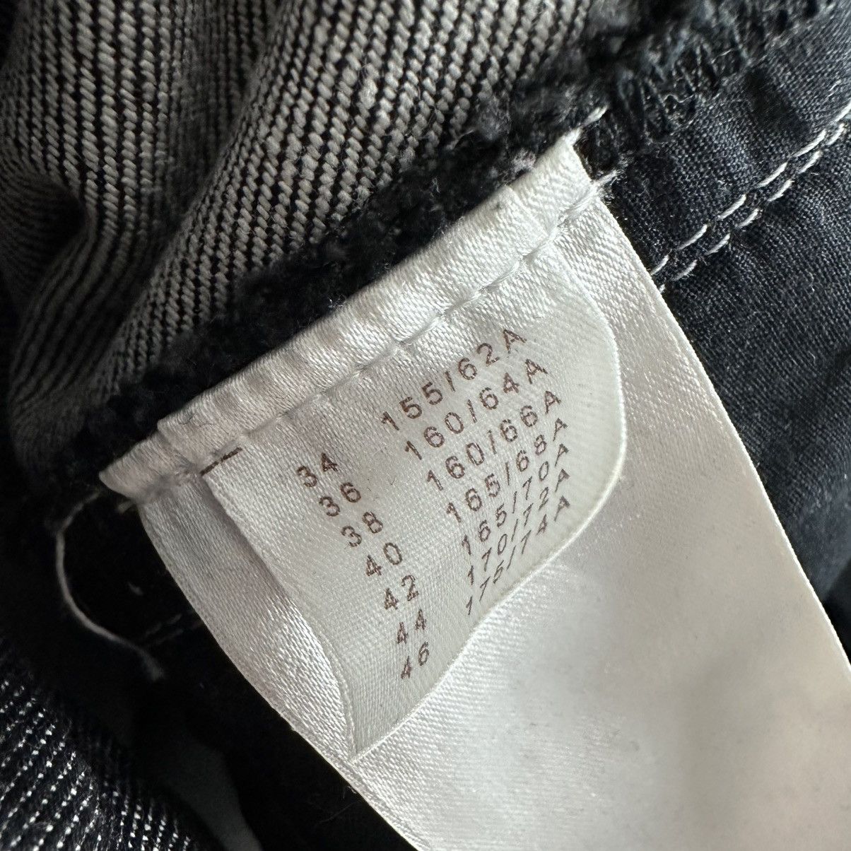 Louis Vuitton Louis Vuitton LV Luxury Jeans Size 28" / US 6 / IT 42 - 13 Thumbnail