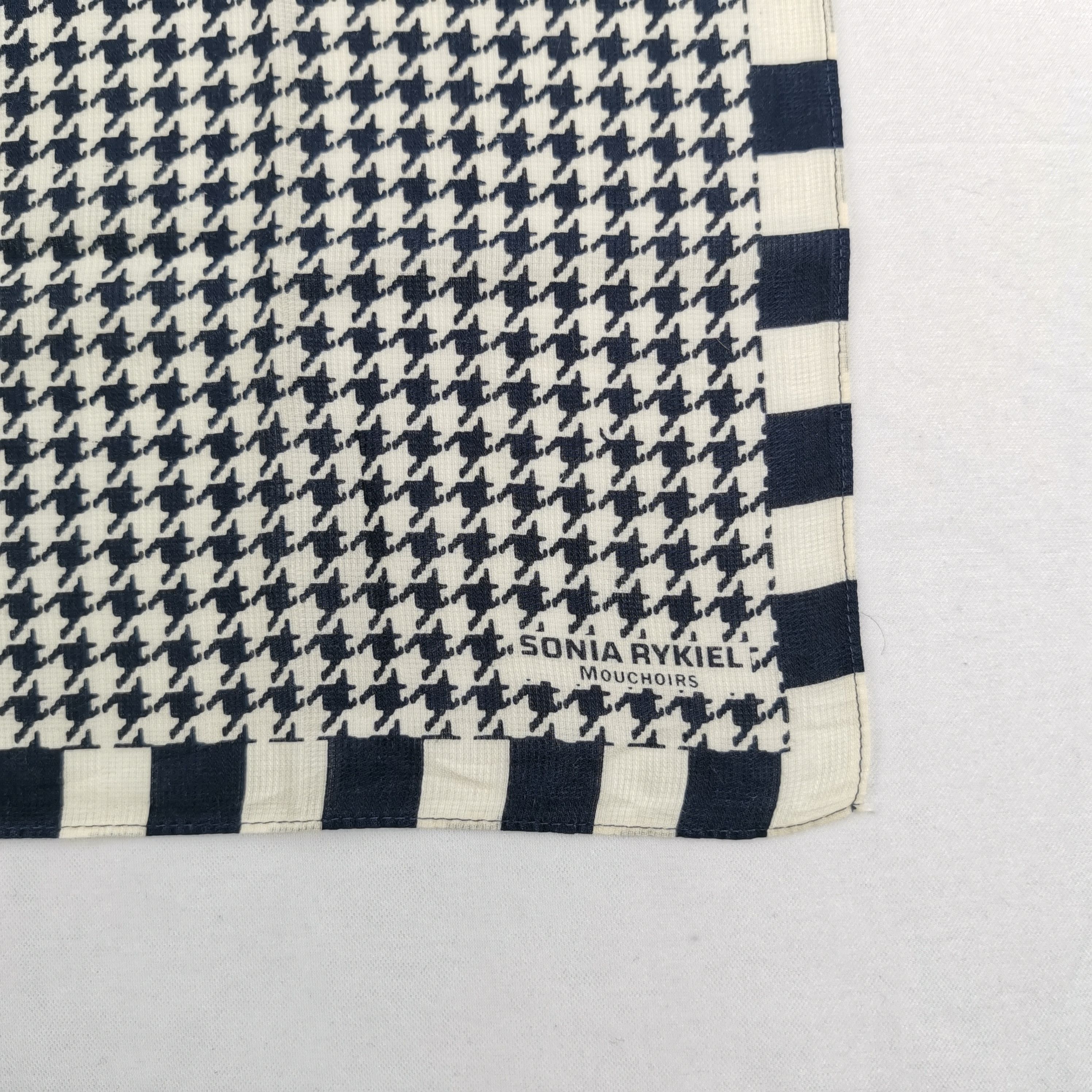 Sonia Rykiel Vintage Sonia Rykiel Handkerchief Bandana Pocket Square Size ONE SIZE - 3 Thumbnail