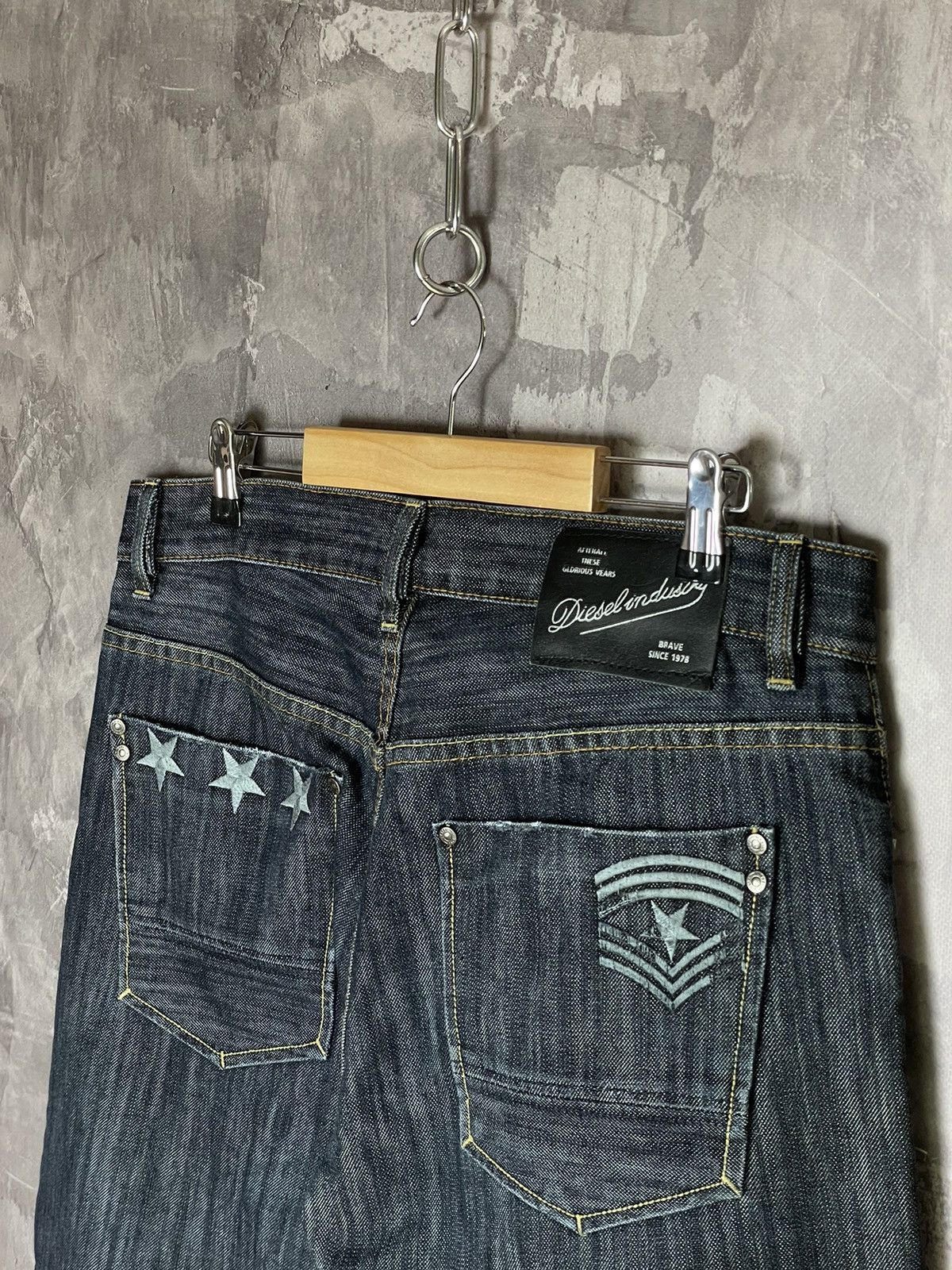 Diesel × Vintage Vintage Diesel 90’s Y2K Style Pocket Logo Denim Jeans Pants Size US 33 - 6 Thumbnail