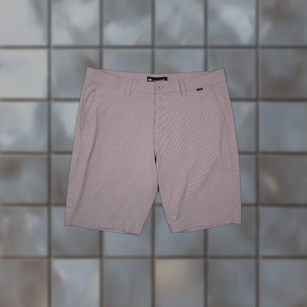 TravisMathew Travis Mathew Shorts 34 Red Flat Front 10" Walk Stretch Performance Golf Mens Size US 34 / EU 50 - 1 Thumbnail