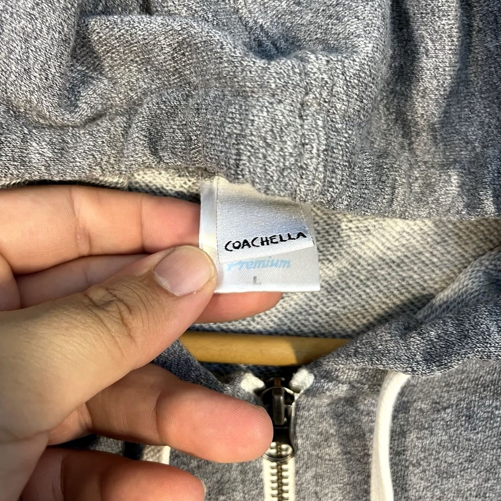 Vintage Coachella Festival 2015 Hoodie Sweatshirt Full Zip Large Gray Women Size L / US 10 / IT 46 - 5 Thumbnail