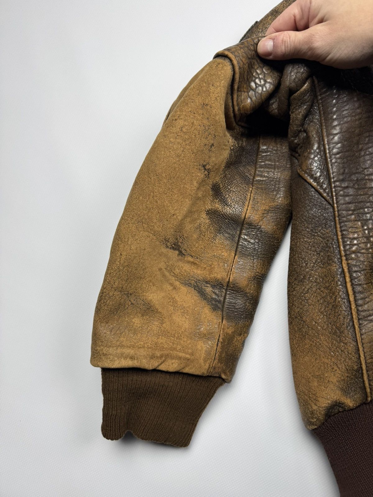 Vintage Vintage Top Gun Heavy Distressed Aviation Leather Jacket Size US L / EU 52-54 / 3 - 11 Thumbnail